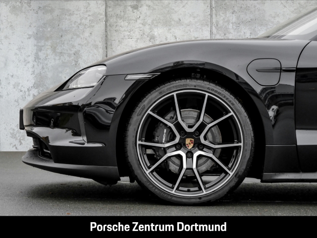 Porsche Taycan Sport Turismo LED-Matrix Abstandstempomat