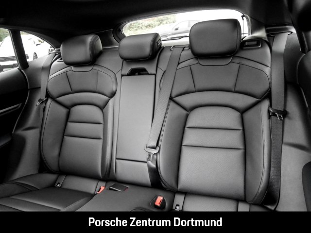 Porsche Taycan Sport Turismo LED-Matrix Abstandstempomat