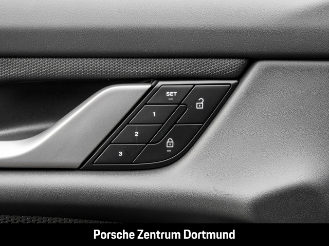 Porsche Taycan Sport Turismo LED-Matrix Abstandstempomat