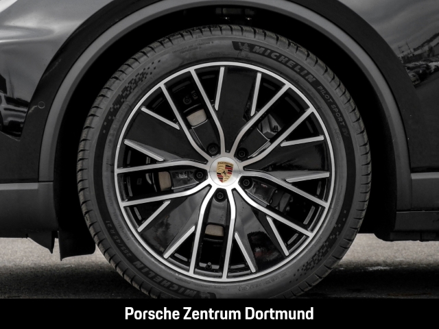 Porsche Macan 4 Luftfederung Panoramadach LED