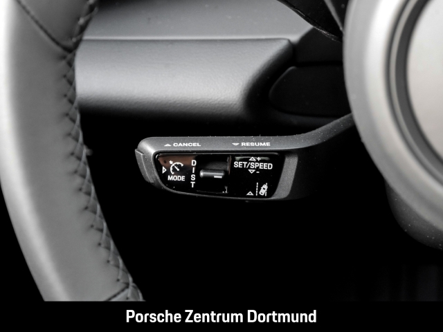 Porsche Macan Surround-View Abstandstempomat LED-Matrix