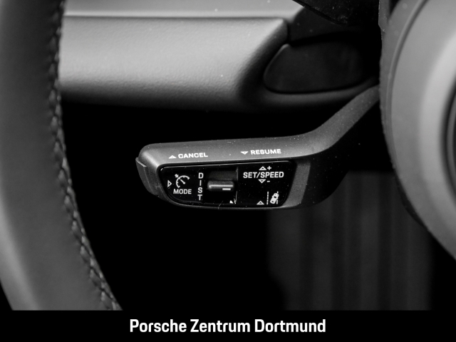 Porsche Macan BOSE Abstandstempomat Rückfahrkamera LED