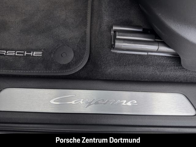 Porsche Cayenne E-Hybrid Coupe Surround-View LED-Matrix