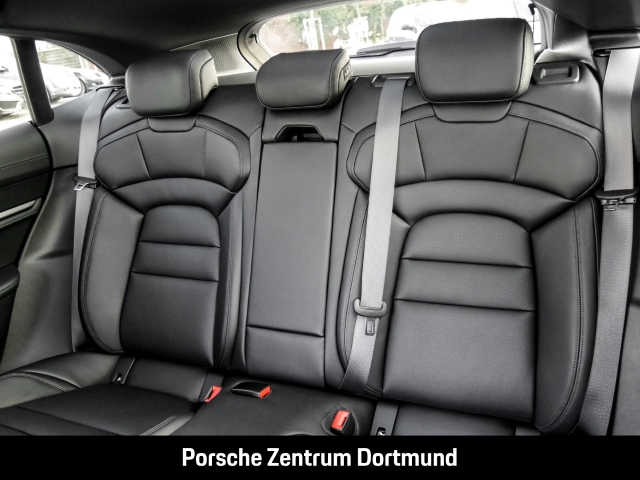 Porsche Taycan 4 Cross Turismo InnoDrive Surround-View