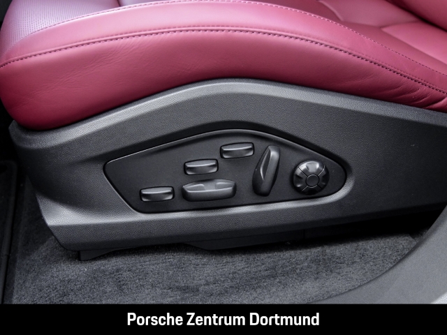 Porsche Macan 4 BOSE Surround-View Panorama Luftfederung