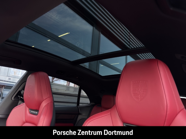 Porsche Macan 4 BOSE Surround-View Panorama Luftfederung