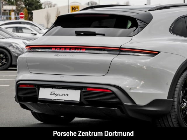 Porsche Taycan 4S Cross Turismo Head-Up Surround-View