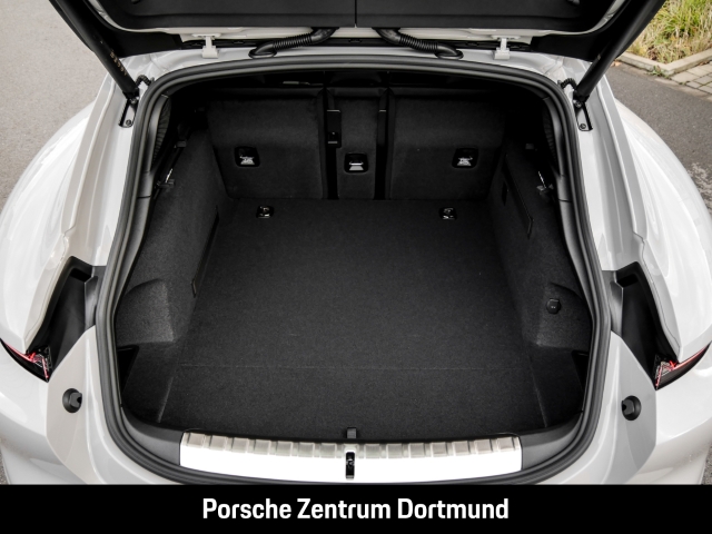 Porsche Taycan 4S Cross Turismo Head-Up Surround-View