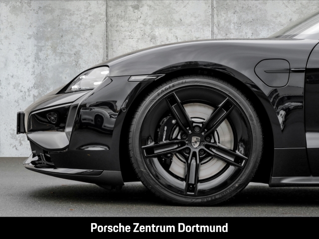 Porsche Taycan Turbo Surround-View LED-Matrix InnoDrive