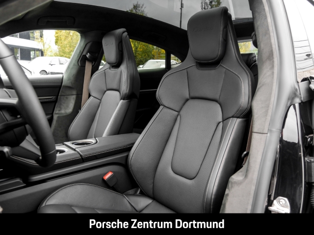 Porsche Taycan Turbo Surround-View LED-Matrix InnoDrive
