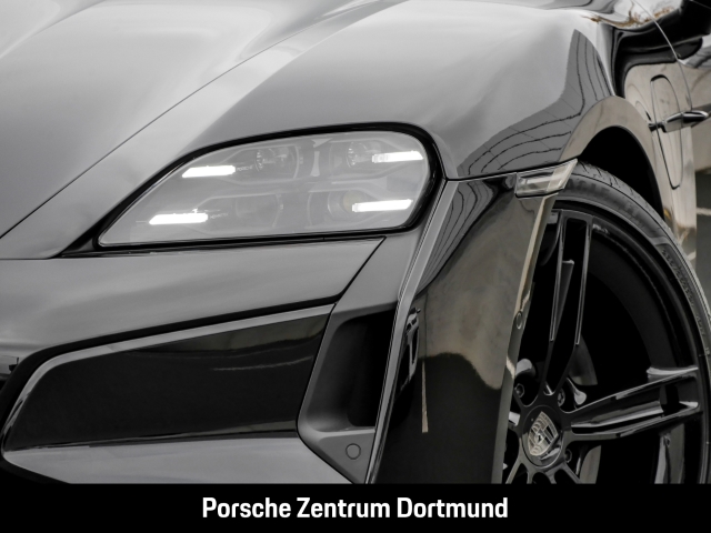 Porsche Taycan Turbo Surround-View LED-Matrix InnoDrive