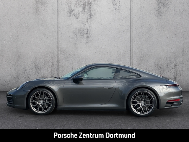 Porsche 992 911 Carrera 4 Sitzheizung Sportabgasanlage