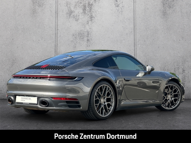 Porsche 992 911 Carrera 4 Sitzheizung Sportabgasanlage