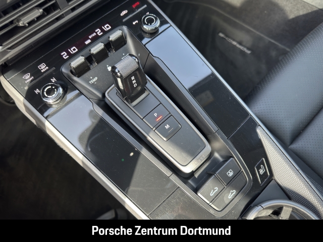 Porsche 992 911 Carrera 4 Sitzheizung Sportabgasanlage