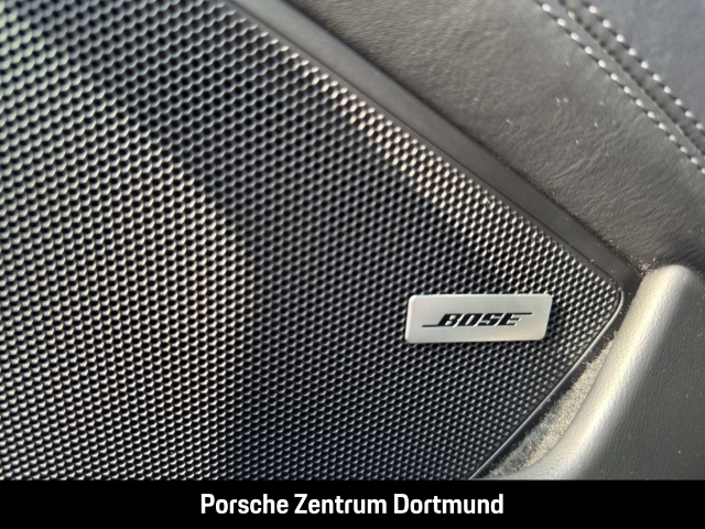 Porsche 992 911 Carrera 4 Sitzheizung Sportabgasanlage