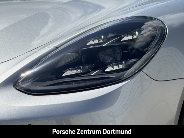Porsche Panamera GTS Sport Turismo Panorama LED-Matrix