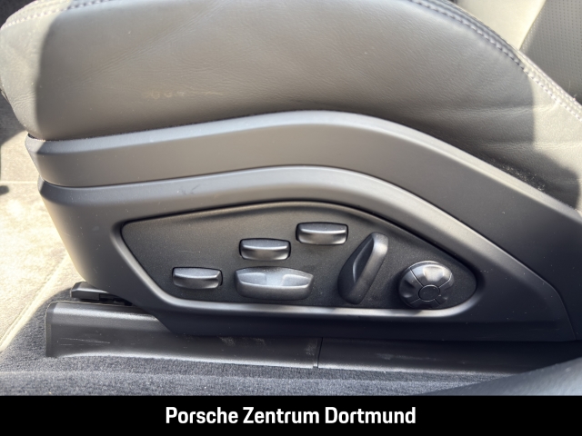 Porsche Panamera GTS Sport Turismo Panorama LED-Matrix