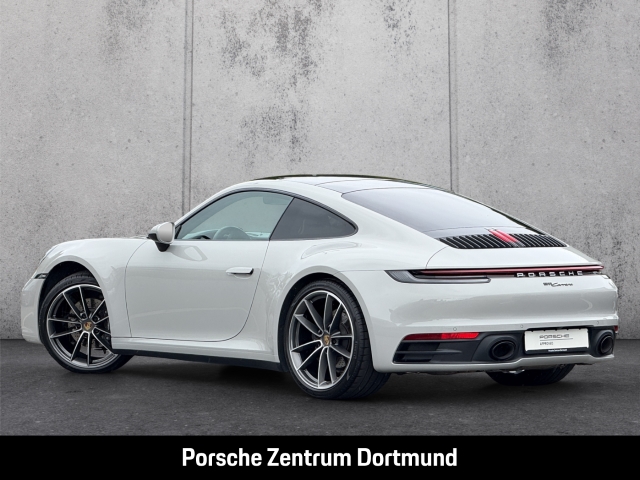 Porsche 992 911 Carrera Sportabgasanlage Rückfahrkamera