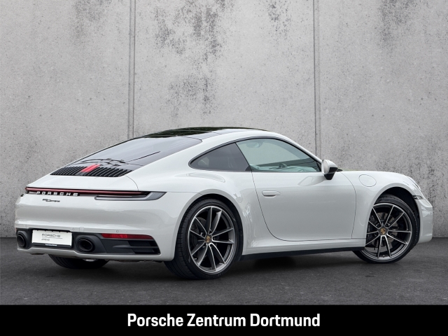 Porsche 992 911 Carrera Sportabgasanlage Rückfahrkamera