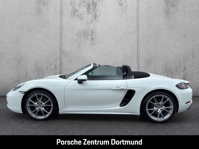 Porsche Boxster 718 Abstandstempomat Lenkradheizung LED