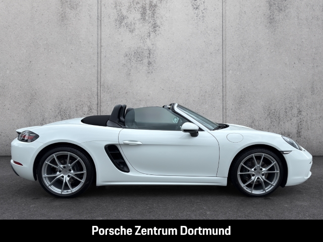 Porsche Boxster 718 Abstandstempomat Lenkradheizung LED