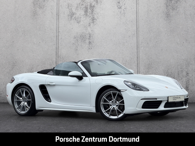 Porsche Boxster 718 Abstandstempomat Lenkradheizung LED