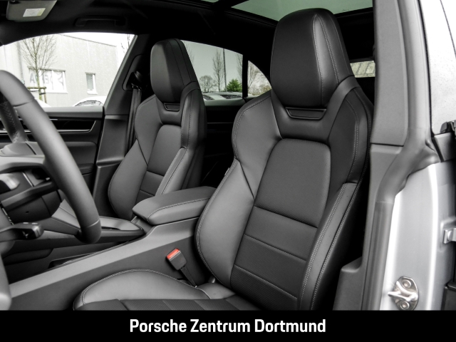 Porsche Macan Surround-View Abstandstempomat Panoramadach