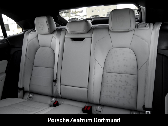 Porsche Macan 4 BOSE Surround-View Panorama LED-Matrix