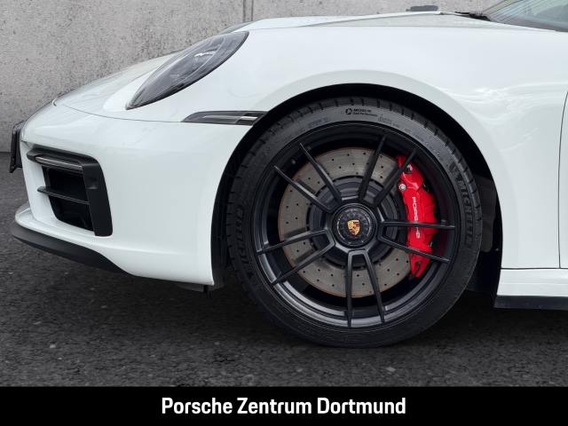 Porsche 992 911 Targa 4 GTS BOSE Sportabgas LED-Matrix