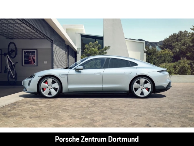 Porsche Taycan GTS Sport Chrono Panorama Surround-View