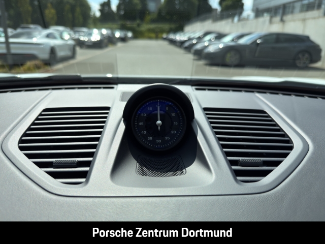 Porsche 992 911 Carrera 4S Cabriolet BOSE Sportabgas LED
