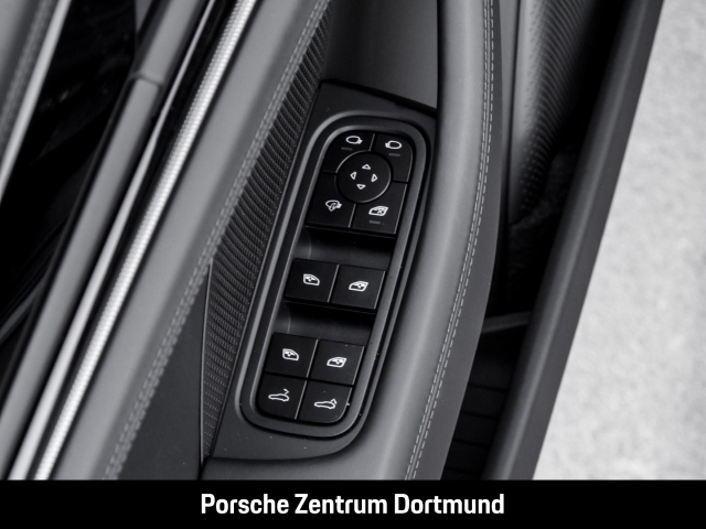 Porsche Panamera BOSE Panoramadach LED-Matrix