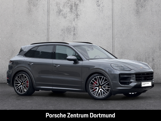 Porsche Cayenne S BOSE InnoDrive Panoramadach LED-Matrix