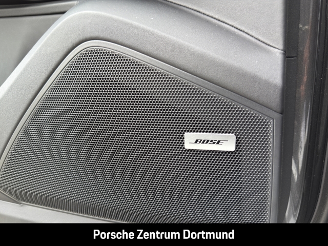 Porsche Cayenne S BOSE InnoDrive Panoramadach LED-Matrix