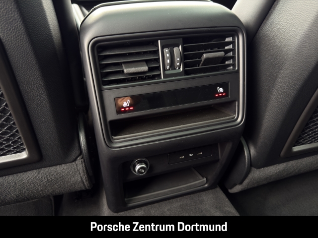 Porsche Cayenne S BOSE InnoDrive Panoramadach LED-Matrix