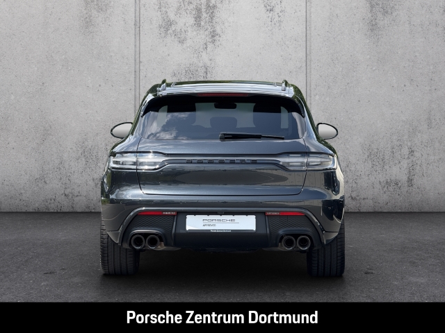 Porsche Macan Sportabgasanlage Panoramadach Luftfederung