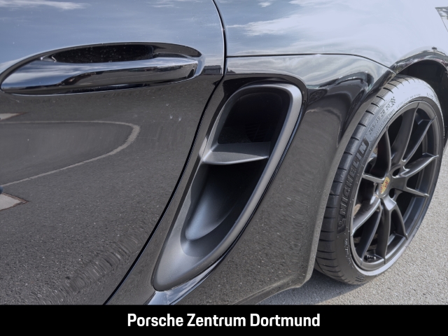 Porsche Cayman 718 GTS 4.0 BOSE Rückfahrkamera LED