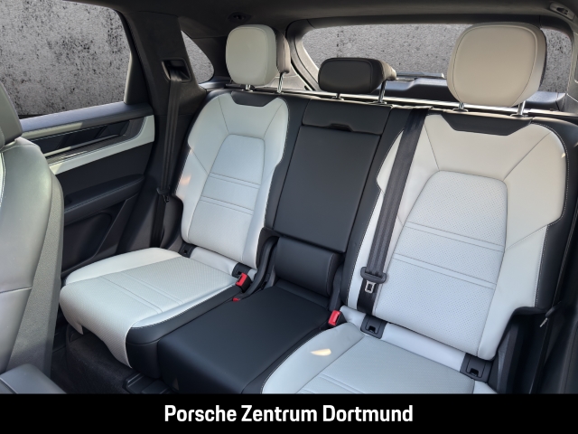 Porsche Cayenne BOSE Sportabgasanlage LED-Matrix