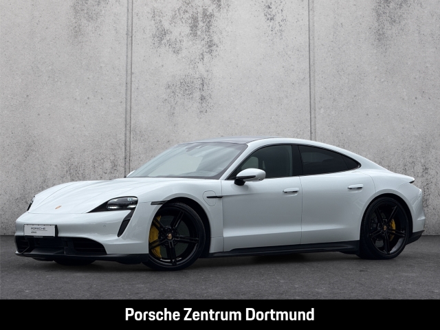 Porsche Taycan Turbo S BOSE Luftfederung LED-Matrix