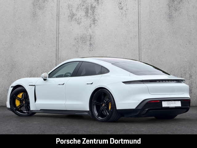 Porsche Taycan Turbo S BOSE Luftfederung LED-Matrix