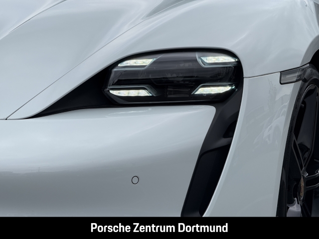 Porsche Taycan Turbo S BOSE Luftfederung LED-Matrix