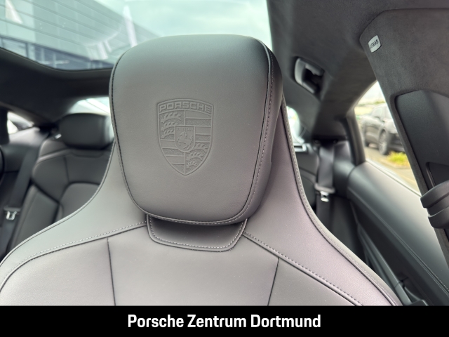 Porsche Taycan Turbo S BOSE Luftfederung LED-Matrix
