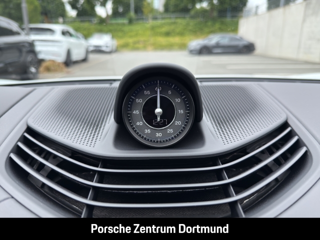 Porsche Taycan Turbo S BOSE Luftfederung LED-Matrix