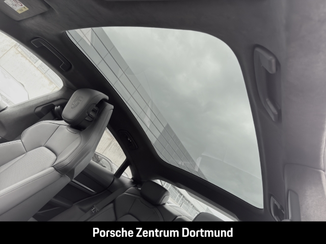 Porsche Taycan Turbo S BOSE Luftfederung LED-Matrix