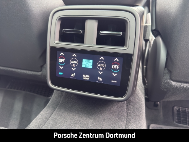 Porsche Taycan Turbo S BOSE Luftfederung LED-Matrix