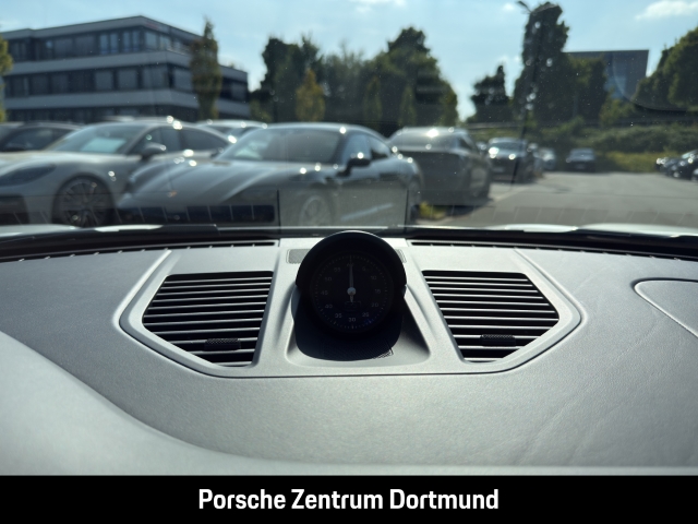 Porsche 992 911 Carrera S HA-Lenkung Sportabgas BOSE