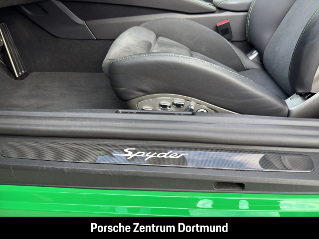 Porsche 718 Spyder BOSE Sport Chrono Paket LED