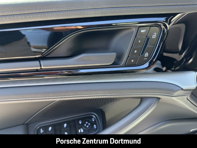 Porsche Panamera BOSE Panoramadach Surround View LED