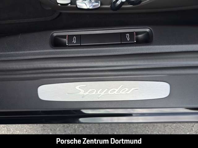 Porsche 718 Spyder Sportabgas Verdeck-Rot BOSE 5.767 km