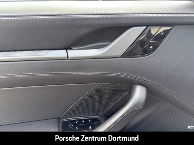 Porsche 992 911 Carrera Cabriolet BOSE Sportabgasanlage